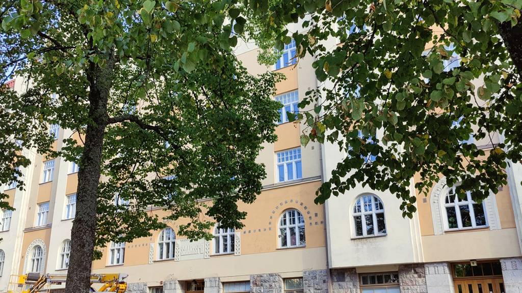 Säästöpankinranta 8