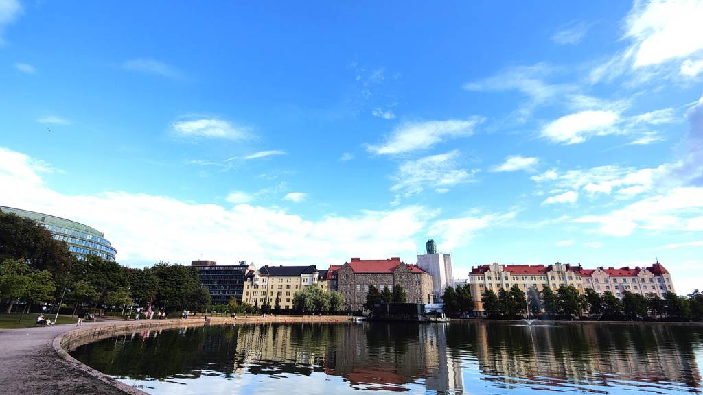 Säästöpankinranta 8