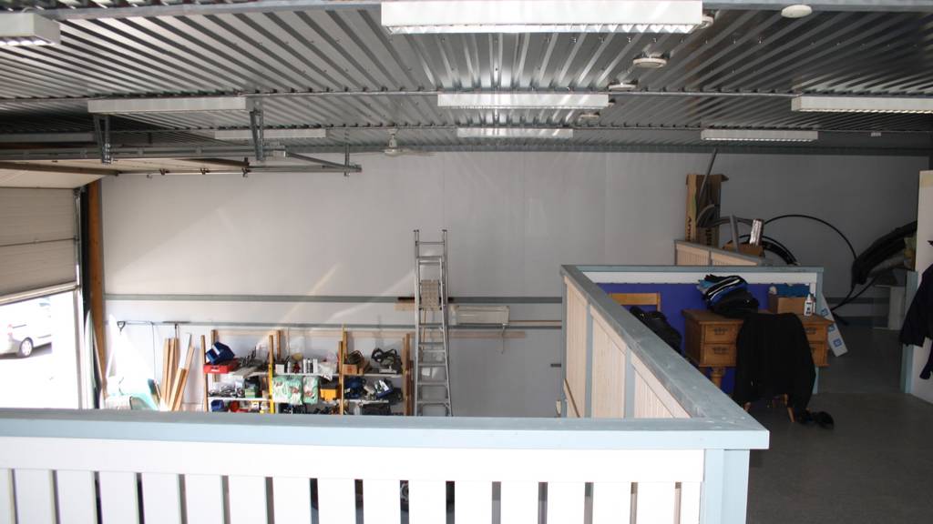 B parvi Yrittäjänkatu 6