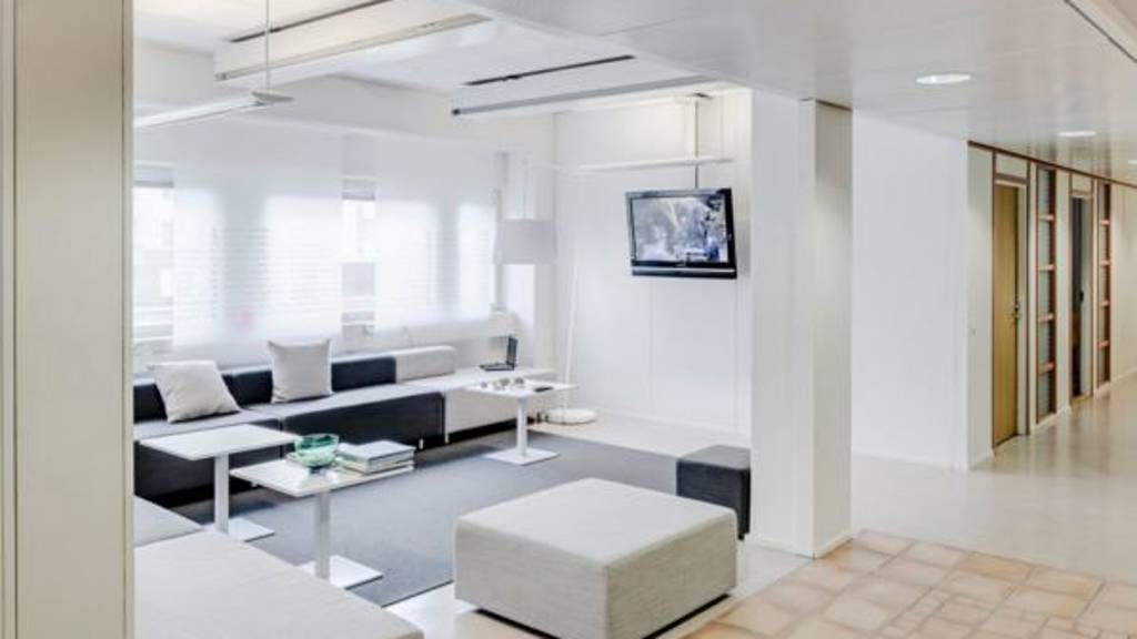 Pohjoinen Rautatiekatu 25