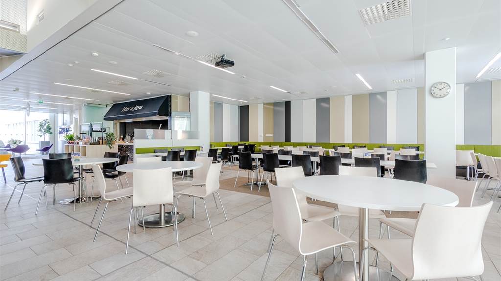 Tarvonsalmenkatu 15-17