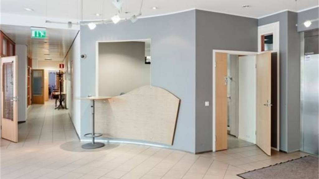 Pohjoinen Rautatiekatu 25