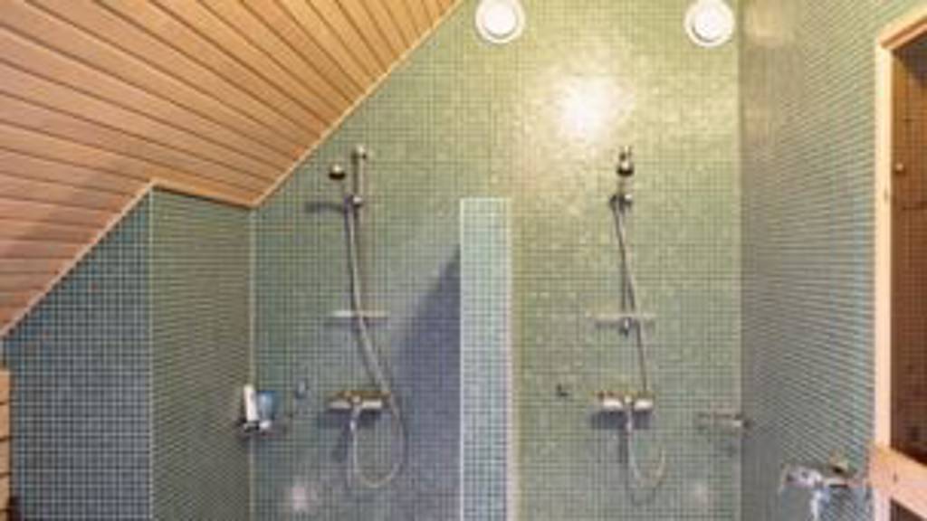 Pohjoinen Rautatiekatu 25