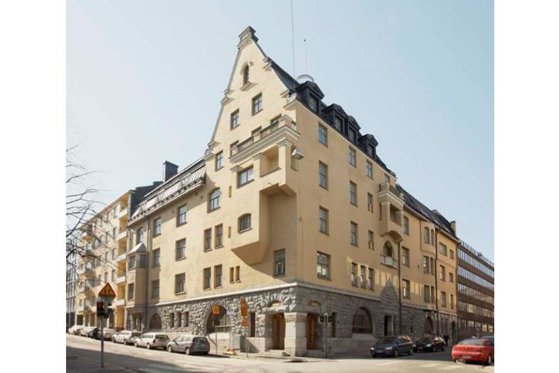 Eteläinen Makasiinikatu 4