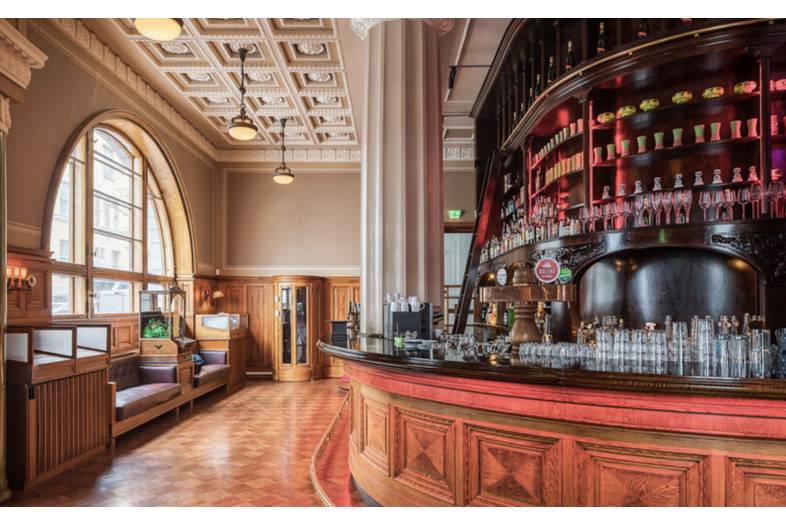 Eteläinen Makasiinikatu 4