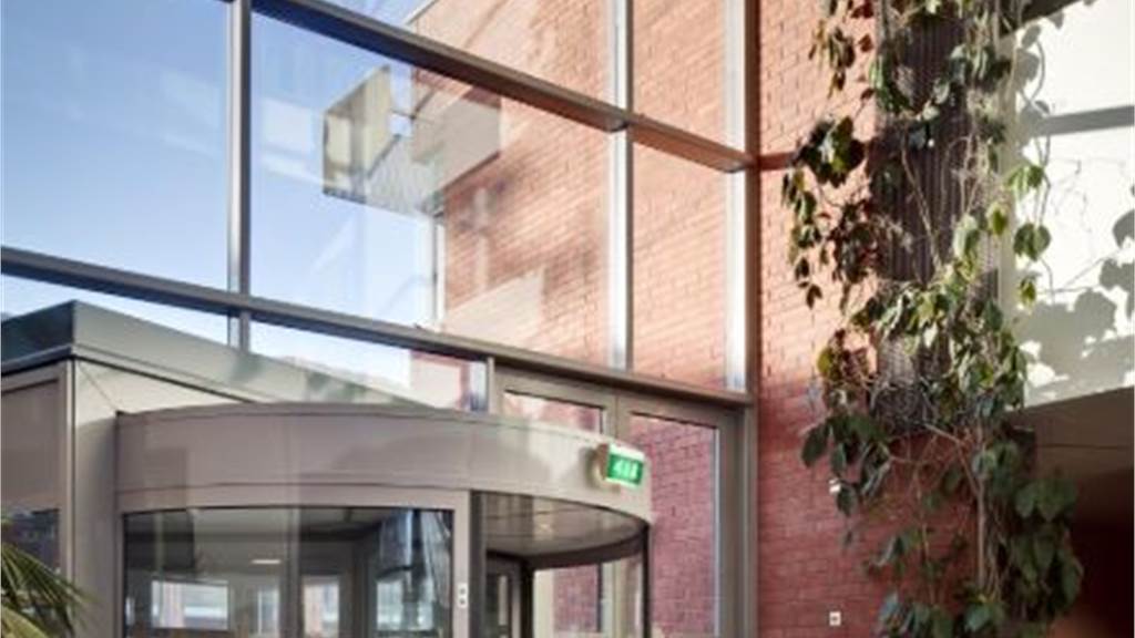 Eliel Saarisen tie 2