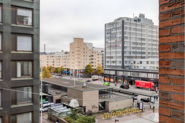 Urho kekkosen katu 3-7