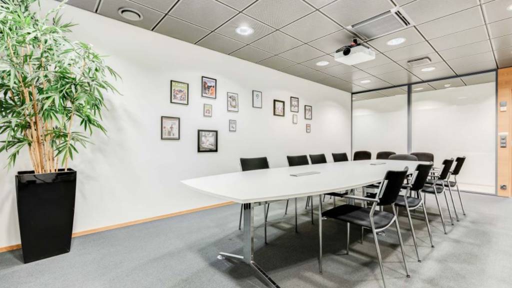 Urho kekkosen katu 3-7