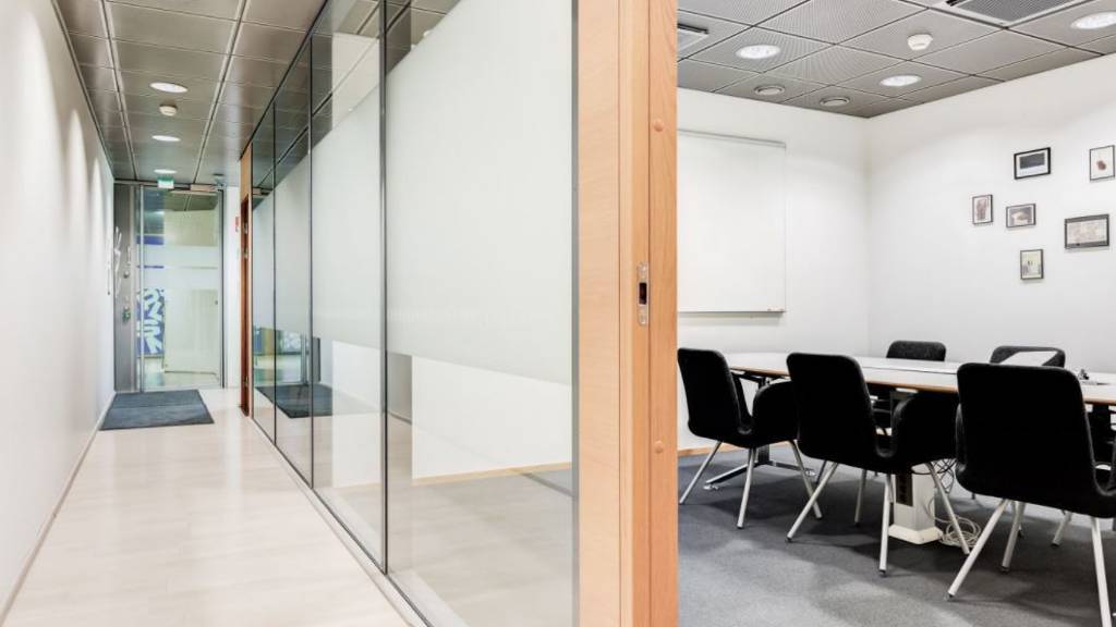 Urho kekkosen katu 3-7