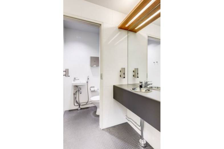 Urho kekkosen katu 3-7