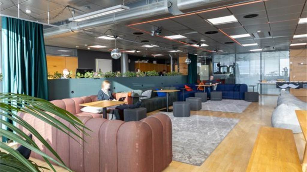 Urho kekkosen katu 3-7