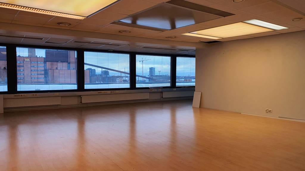 Sörnäisten rantatie 25