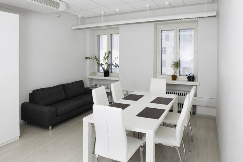 Urho Kekkosen katu 4-6