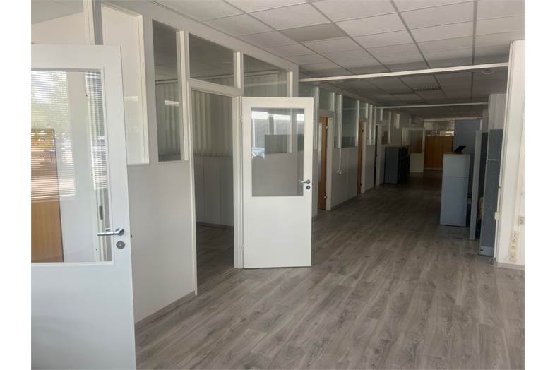 Läntinen Teollisuuskatu 10