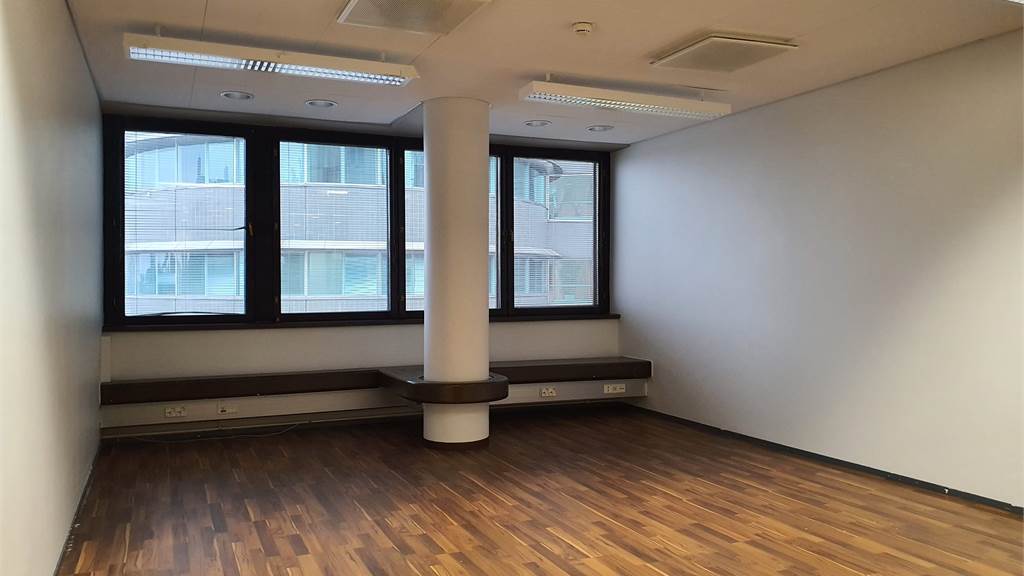 Sörnäisten rantatie 25