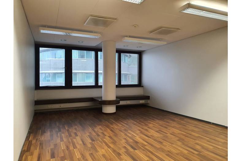 Sörnäisten rantatie 25