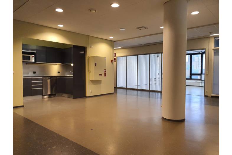 Sörnäisten rantatie 25