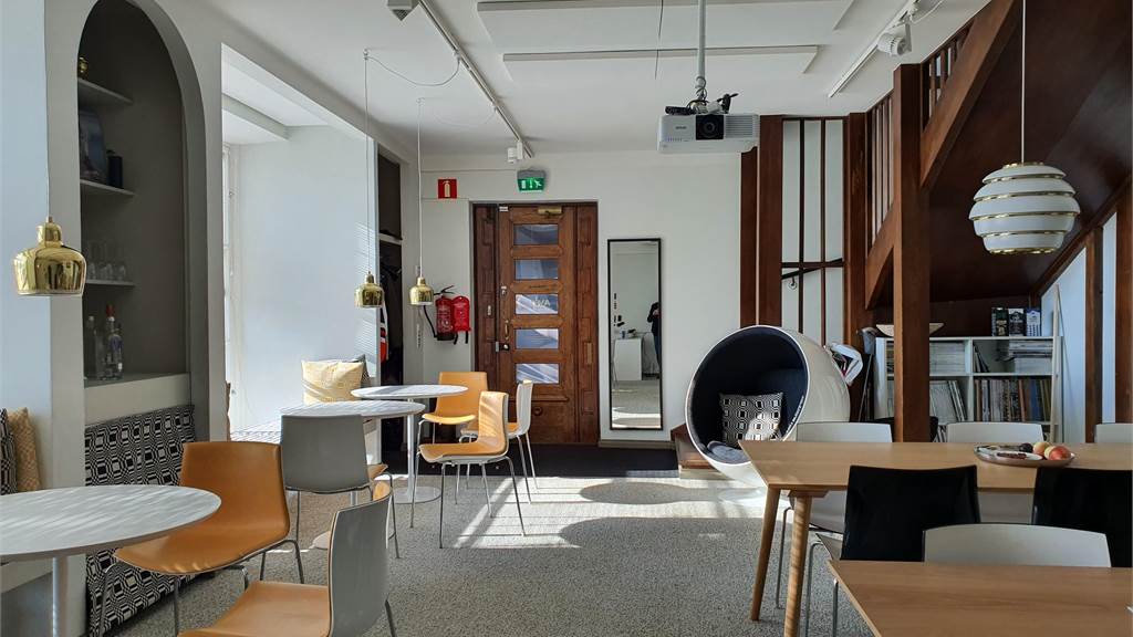 Köydenpunojankatu 2