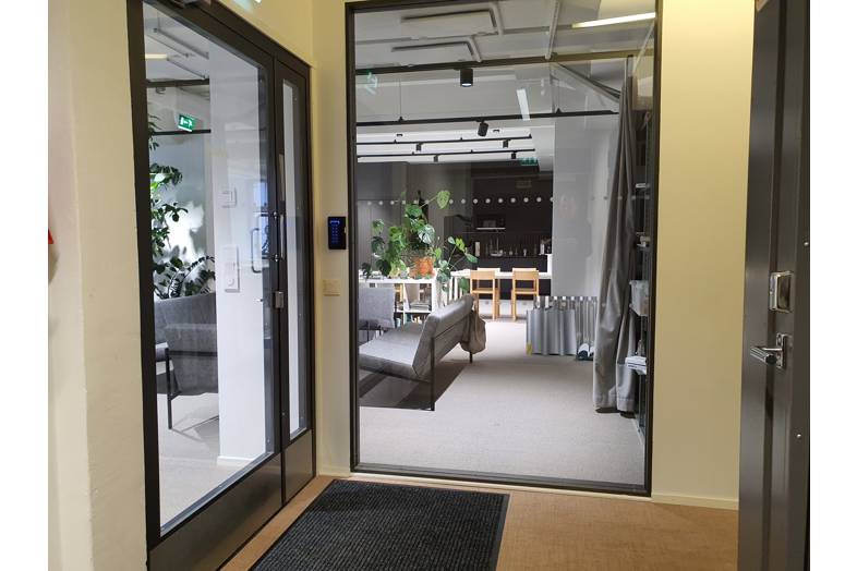 Köydenpunojankatu 2