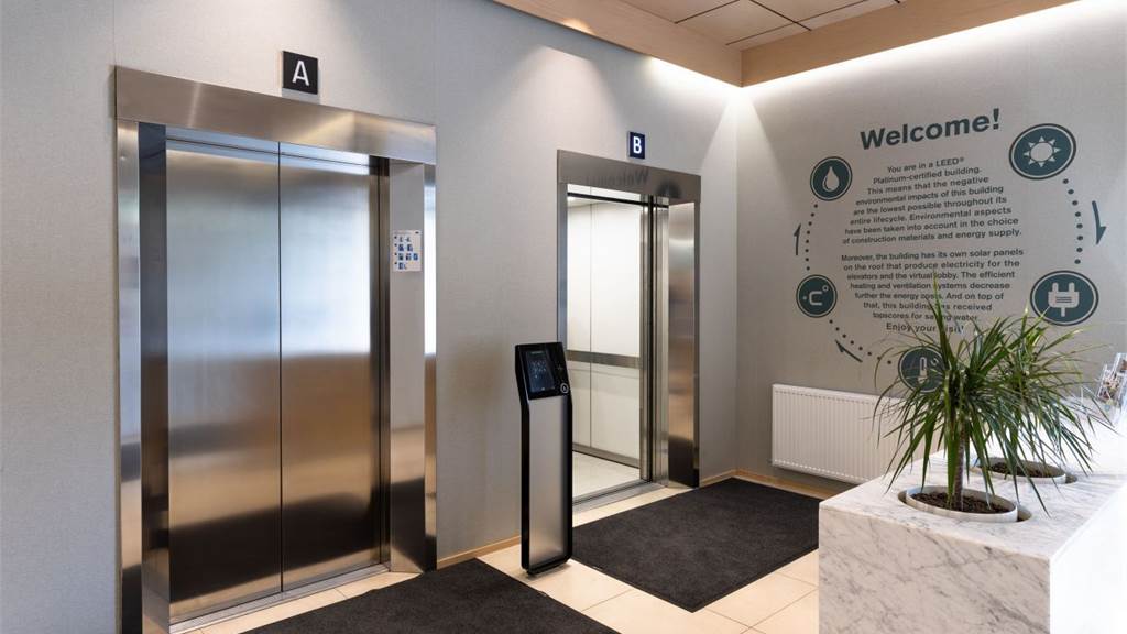 Aku Korhosentie 8 - 10