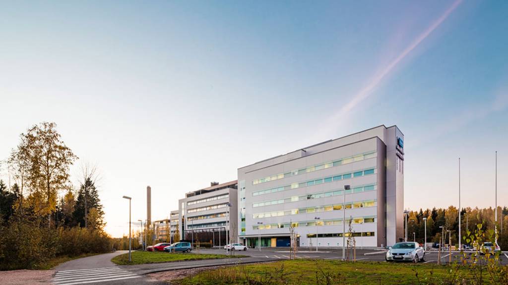 Aku Korhosentie 8 - 10