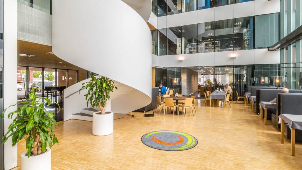 Hermannin rantatie 8