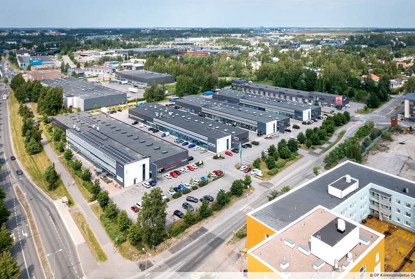 Puutarhatie 24 - D-talo