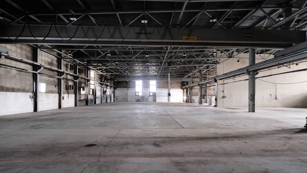 näkymä naaurihalliin päin Linjatie 5