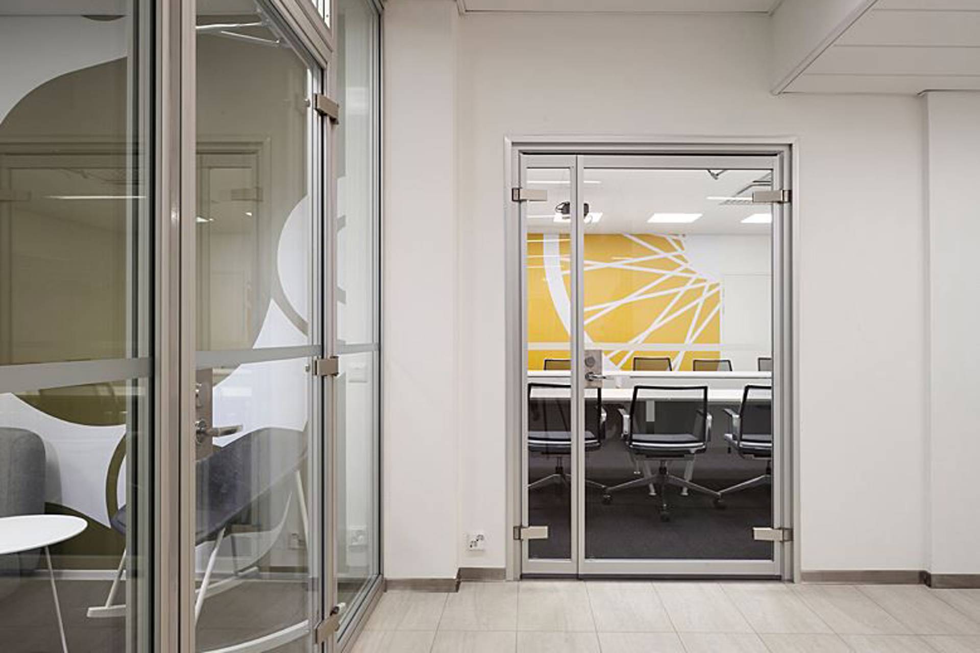 Pohjoinen Rautatiekatu 25