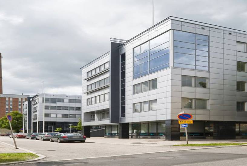 Veistämönaukio 1-3