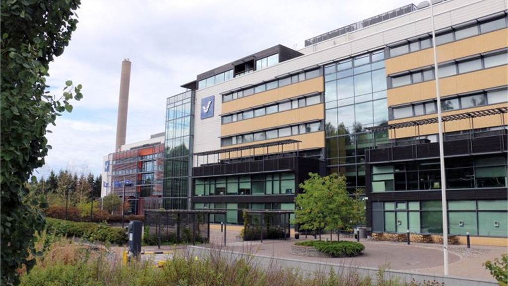 Aku Korhosen tie 4 -6