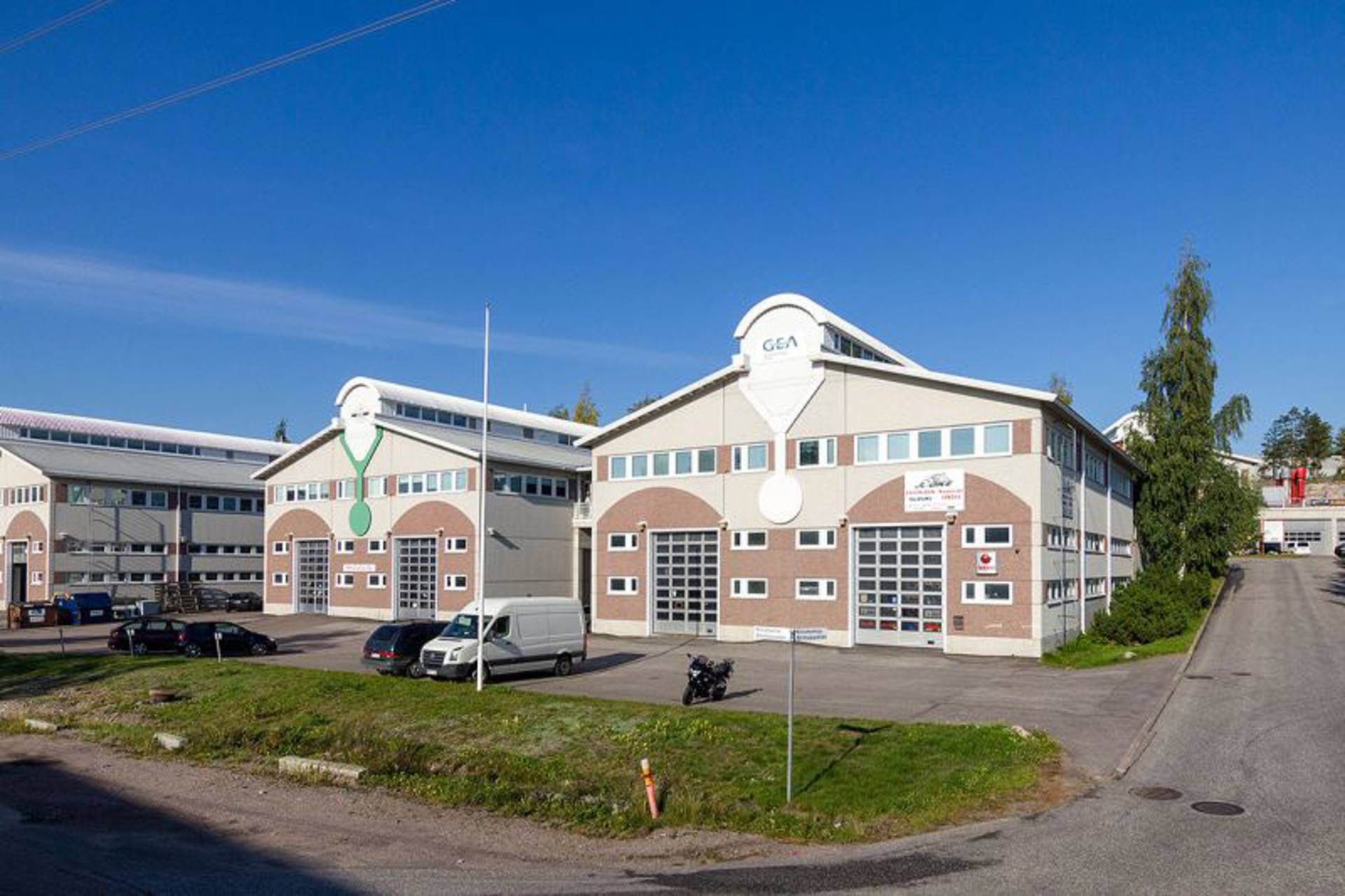 Hakamäenkuja 7-9/Koivuhaantie 3-5