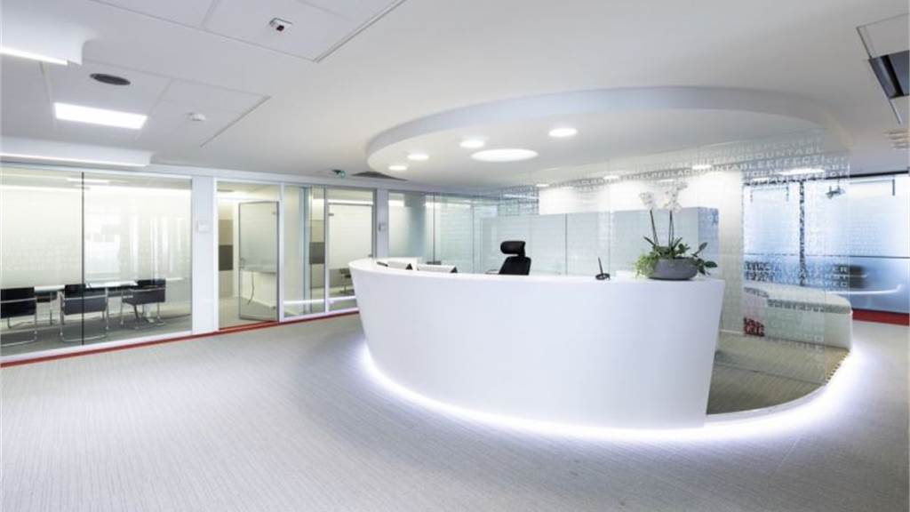 Urho Kekkosen katu 3-7