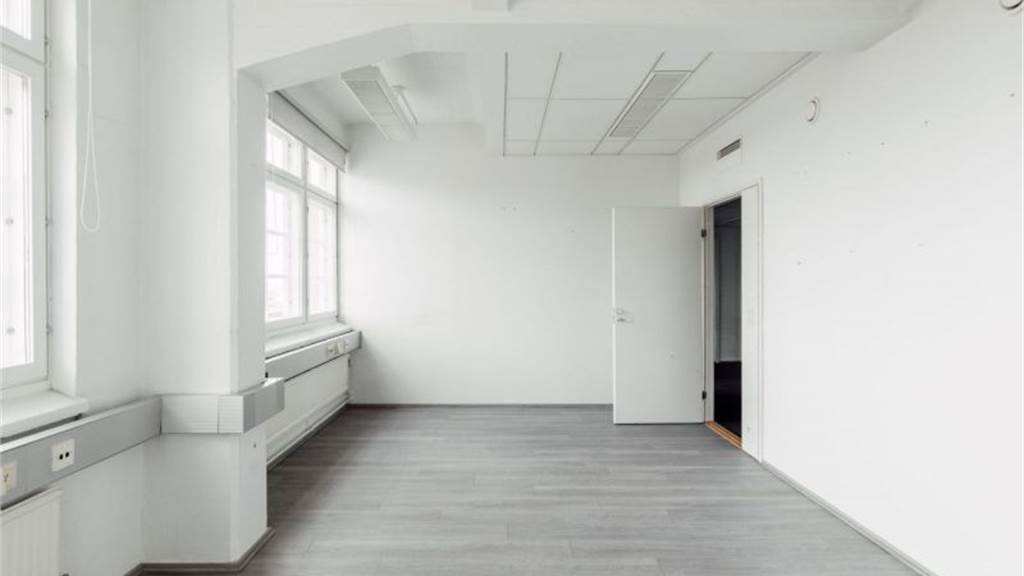 Vilhonvuorenkatu 11/Sörnäisten Rantatie 27