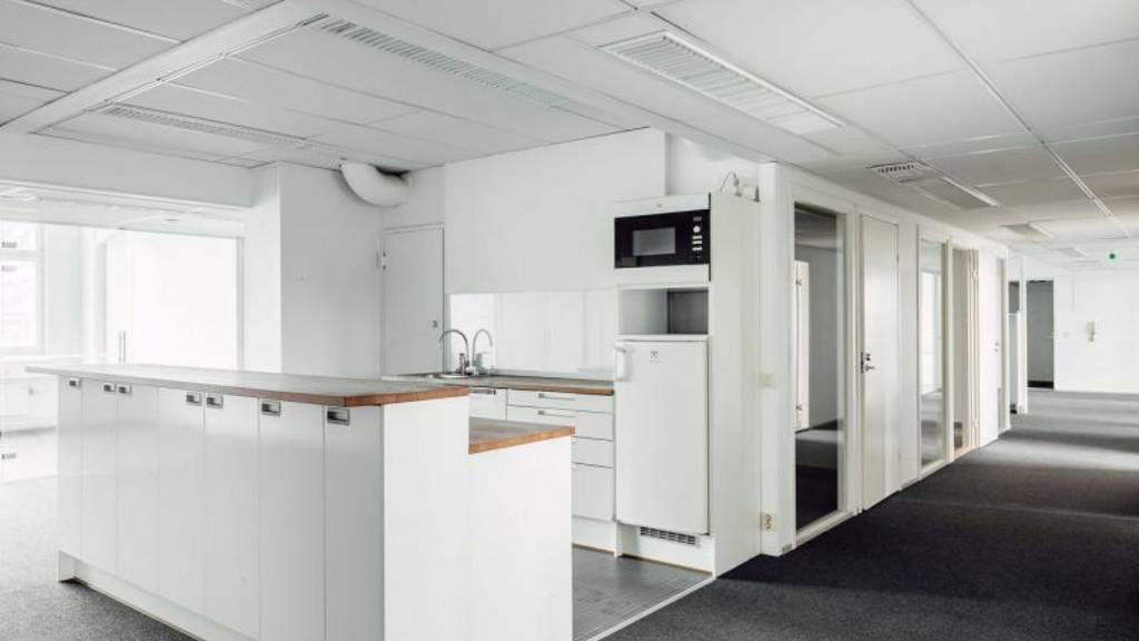 Vilhonvuorenkatu 11/Sörnäisten Rantatie 27