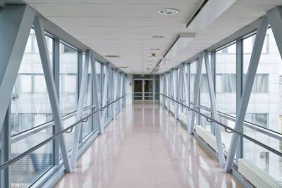 Veistämönaukio 1-3