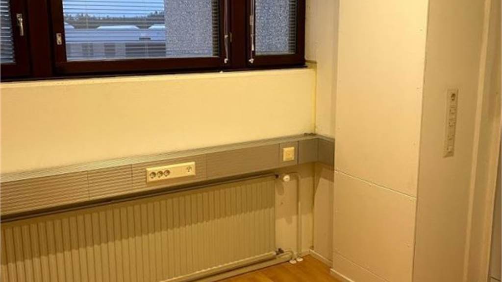 Juvan Teollisuuskatu 25