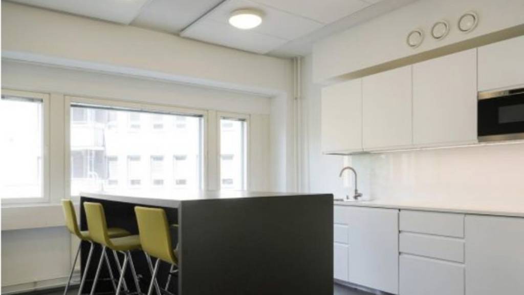 Pohjoinen Rautatiekatu 25