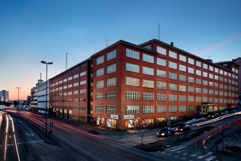 Vilhonvuorenkatu 11/Sörnäisten Rantatie 27