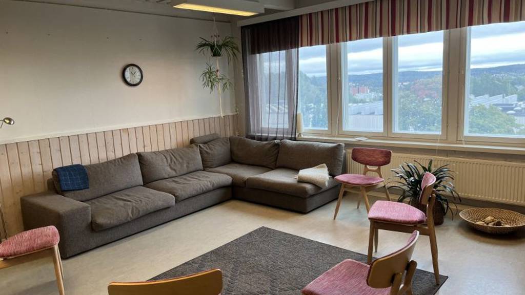 Iso huone etelään Yliopistonkatu 60