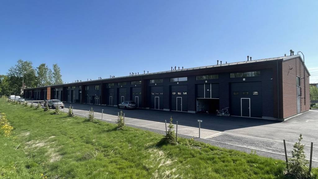 Julkisivu Saviontie 20