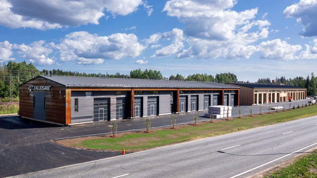 Julkisivu Saviontie 16