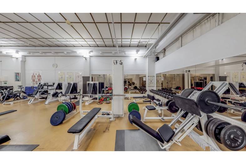 Malminkartanonkuja 4 (Ruosilantie 16 toimisto)