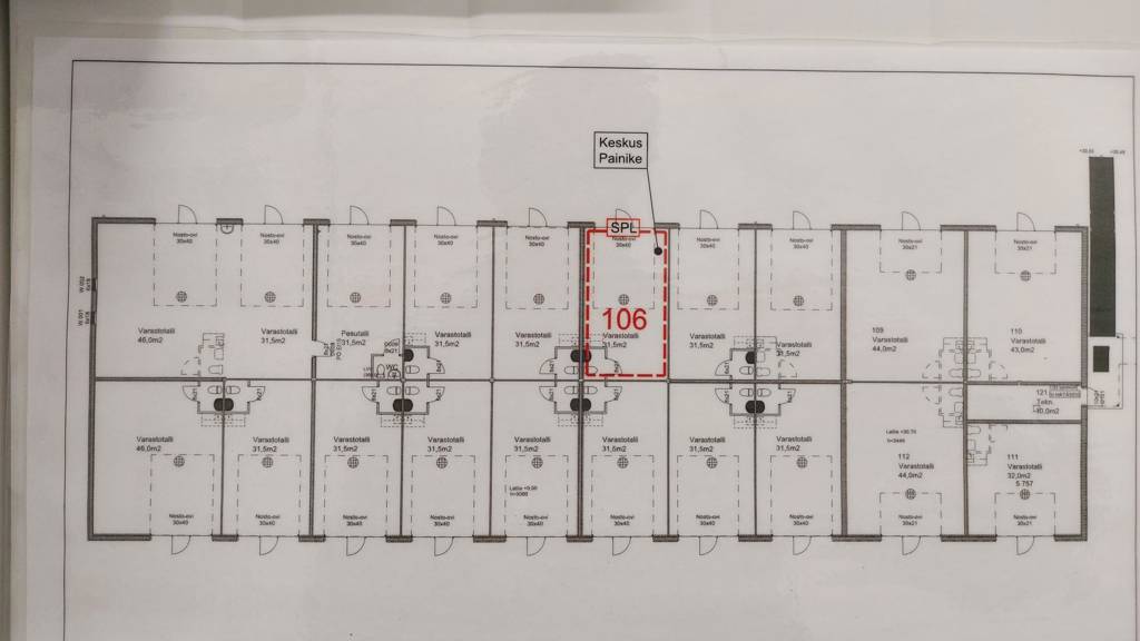 Kiitoradankuja 7 talli 107