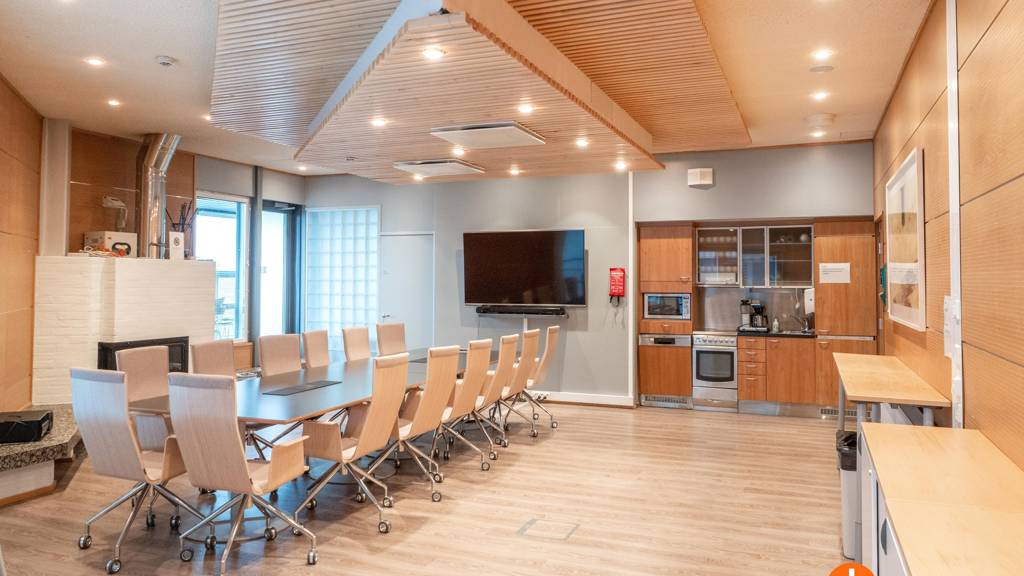 5. kerroksen vuokrattava saunatila Rautpohjankatu 8 AB 5 krs.