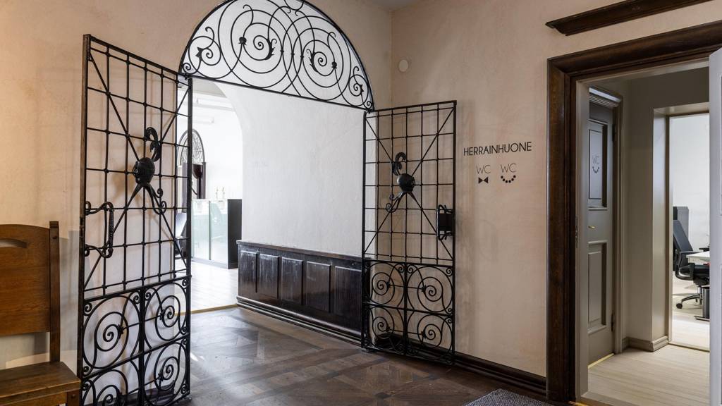 Schaumanin puistotie 1