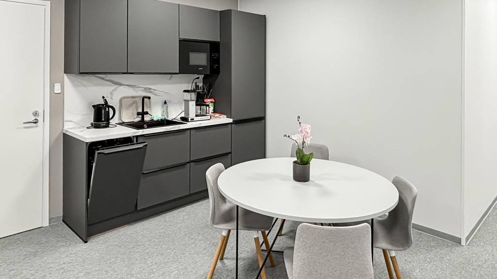 Leväsentie 2, toimistohotelli 10,5m2 (Herman)