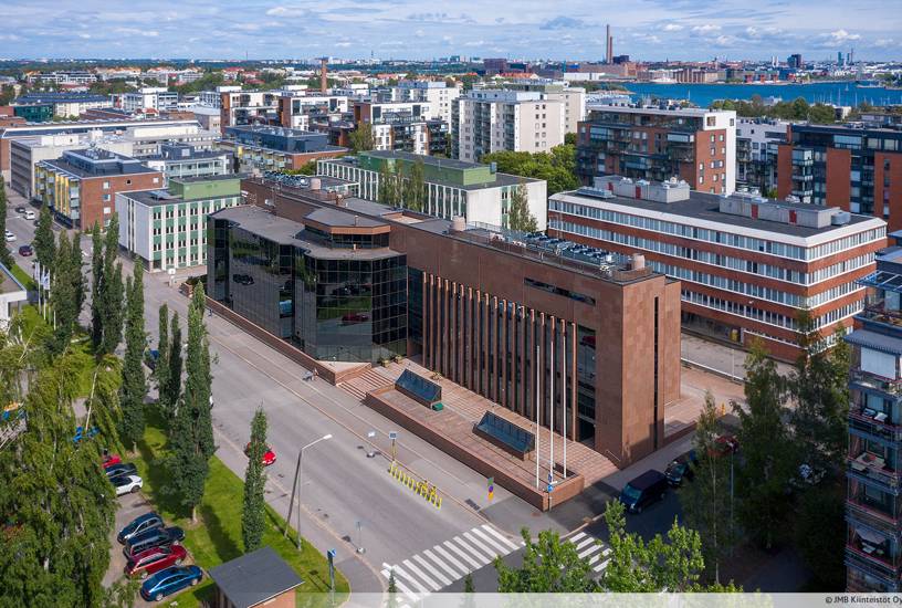 Itälahdenkatu 15-17