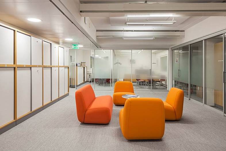 Pohjoinen Rautatiekatu 25