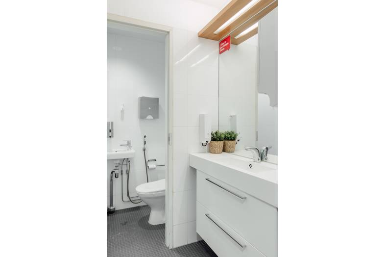 Urho Kekkosen katu 3-7